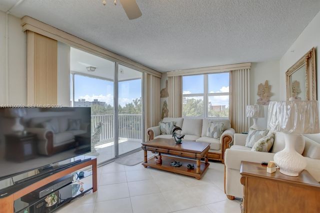 1505 N Riverside Drive 604, Pompano Beach, FL 33062