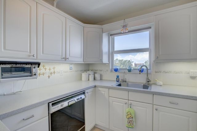 1505 N Riverside Drive 604, Pompano Beach, FL 33062