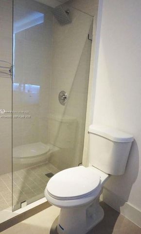 100 Lincoln Rd 426, Miami Beach, FL 33139