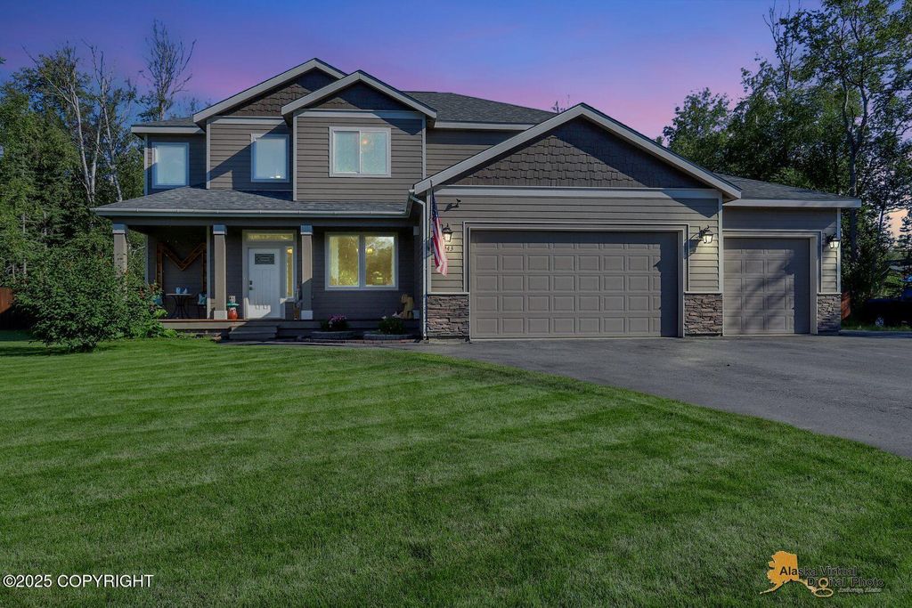 7943 E Wolf Creek Road, Wasilla, AK 99654