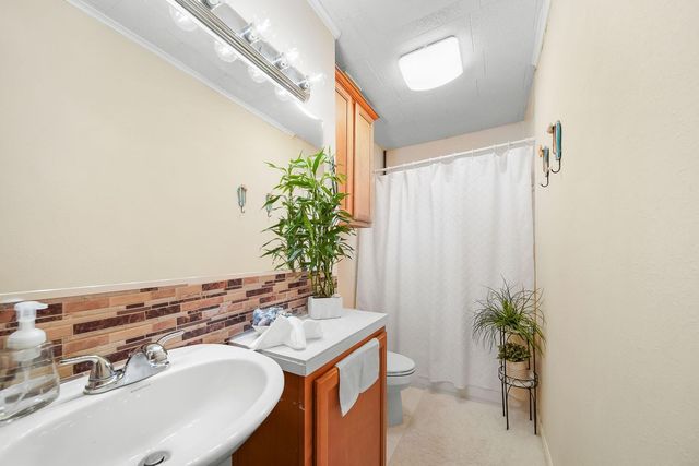 15 E Sterling Street, Baytown, TX 77520