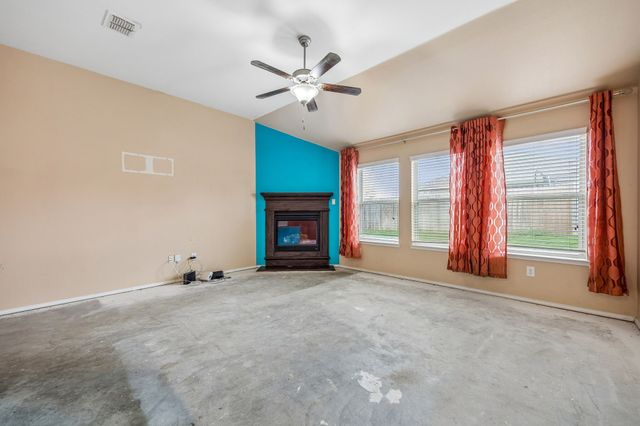 14601 Sundog Way, Fort Worth, TX 76052