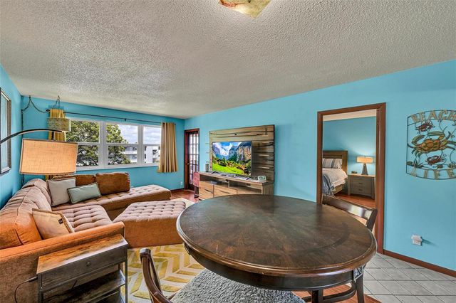 2223 Park Lane 302, Hollywood, FL 33021
