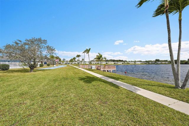 2223 Park Lane 302, Hollywood, FL 33021
