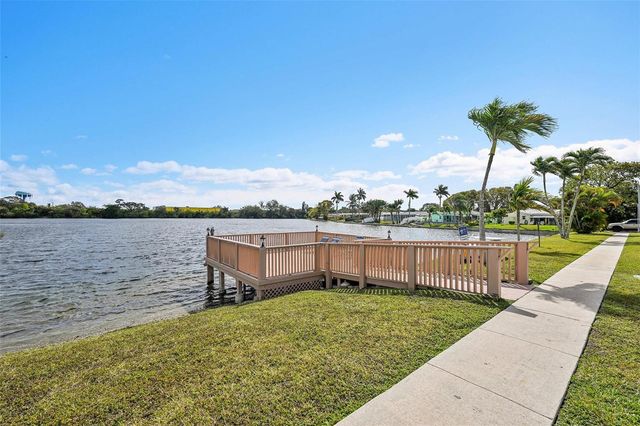 2223 Park Lane 302, Hollywood, FL 33021