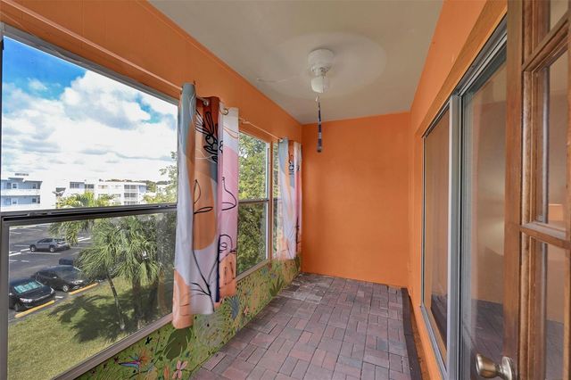 2223 Park Lane 302, Hollywood, FL 33021