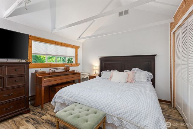 22122 SE 51st Place, Issaquah, WA 98029