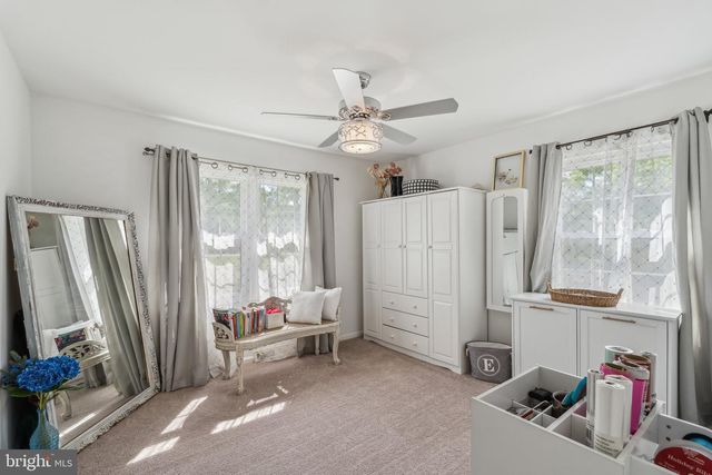 5232 SUMERDUCK RD, Sumerduck, VA 22742