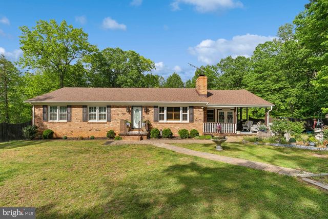 5232 SUMERDUCK RD, Sumerduck, VA 22742