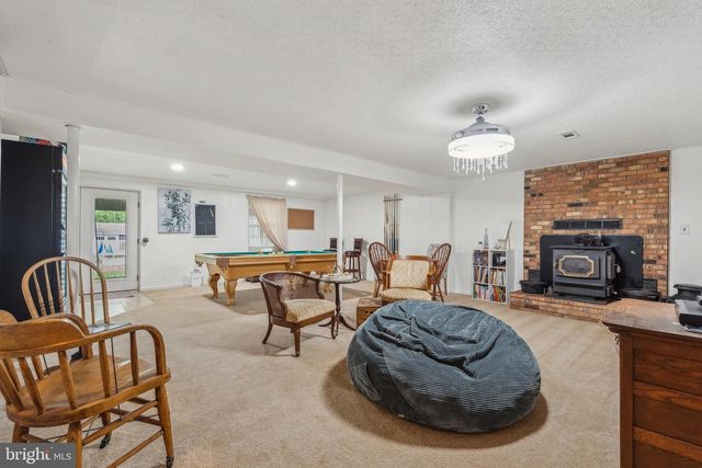 5232 SUMERDUCK RD, Sumerduck, VA 22742