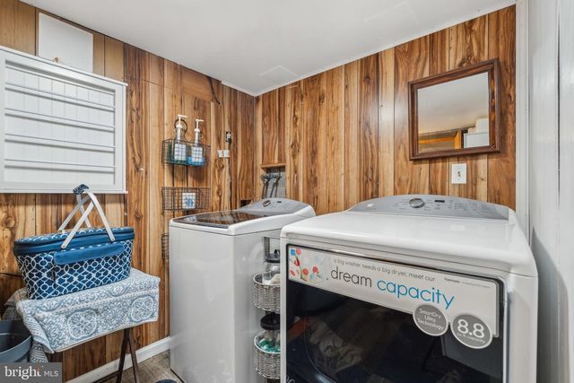 5232 SUMERDUCK RD, Sumerduck, VA 22742