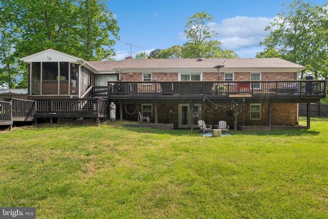 5232 SUMERDUCK RD, Sumerduck, VA 22742