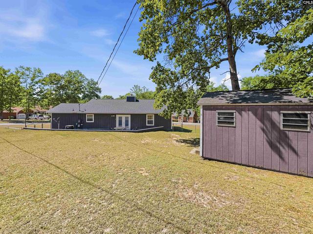 200 Gusty Ln, Hopkins, SC 29061