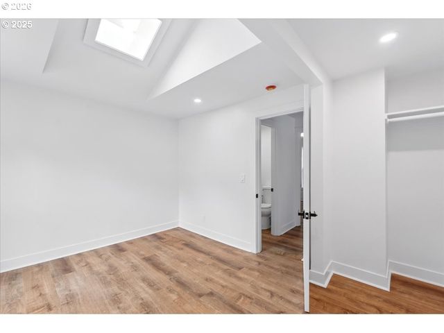 4711 ALDER St, West Linn, OR 97068