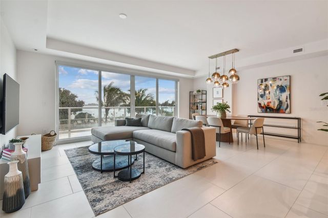 1020 SUNSET POINT ROAD 207, Clearwater, FL 33755