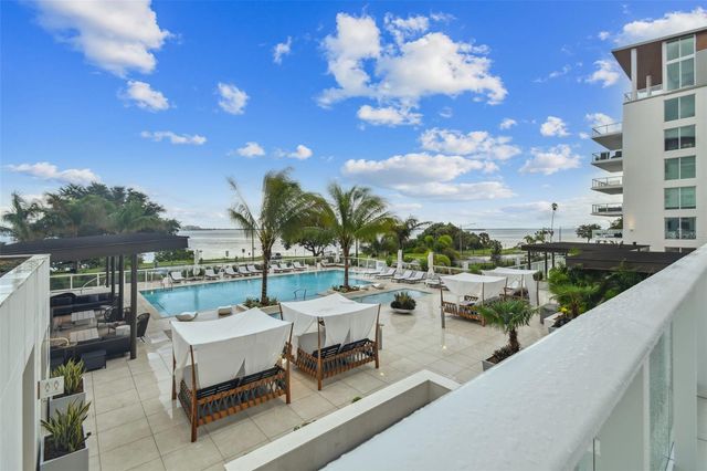 1020 SUNSET POINT ROAD 207, Clearwater, FL 33755