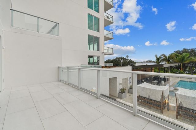 1020 SUNSET POINT ROAD 207, Clearwater, FL 33755