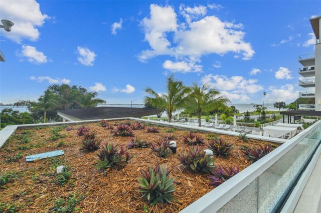 1020 SUNSET POINT ROAD 207, Clearwater, FL 33755