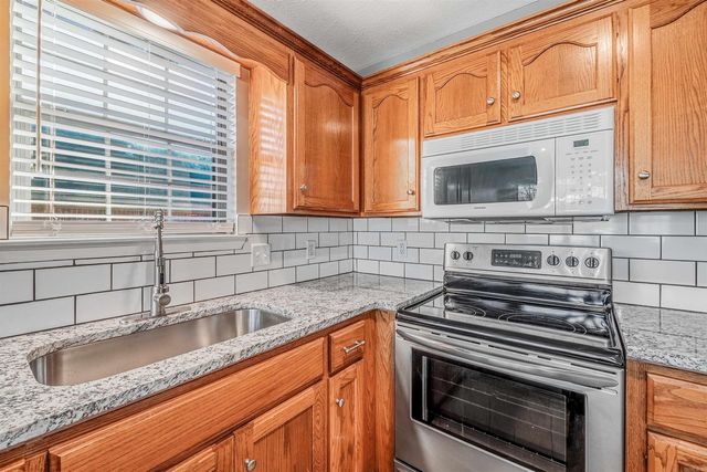 2470 Remington Drive, Conway, AR 72032