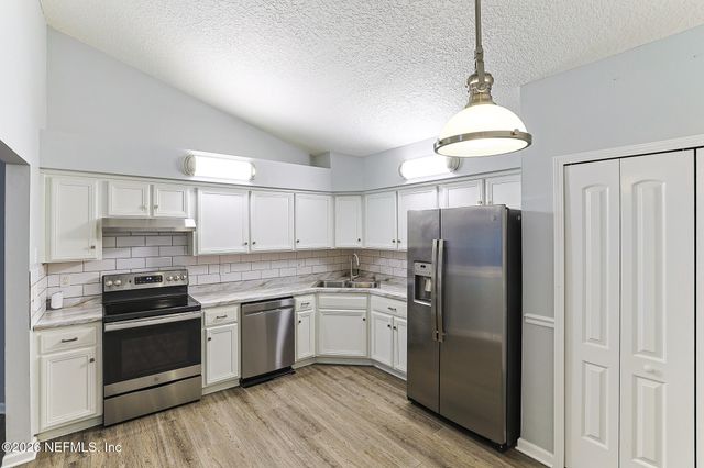 1871 ONTARIO Court, Middleburg, FL 32068
