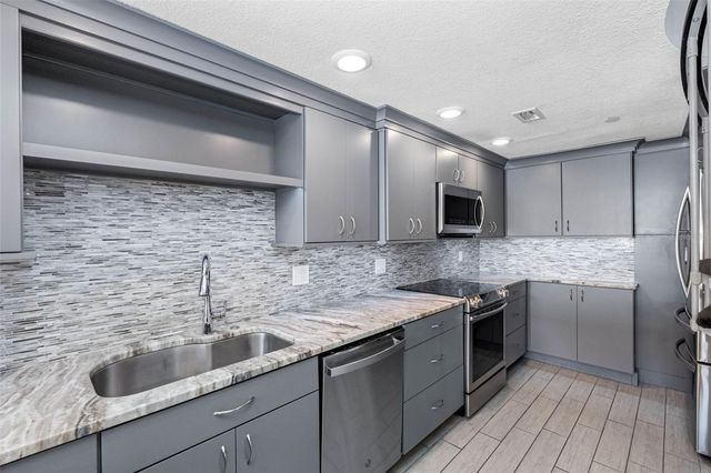 19700 GULF BOULEVARD 403, Indian Shores, FL 33785