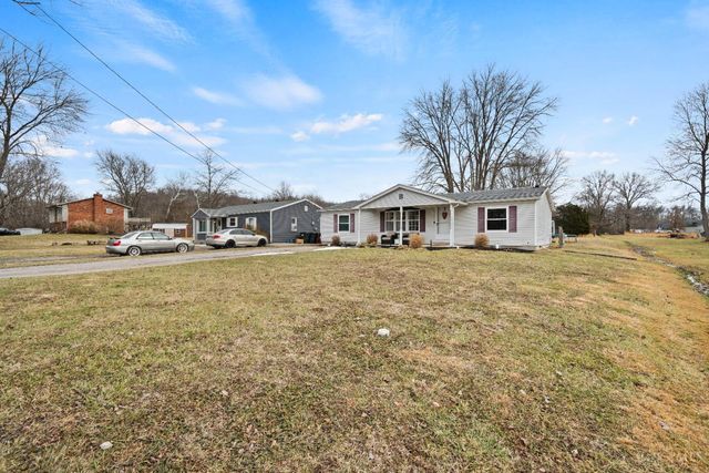 1915 Stumpy Lane, Goshen Twp, OH 45122