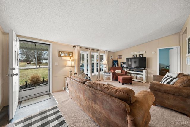 1915 Stumpy Lane, Goshen Twp, OH 45122