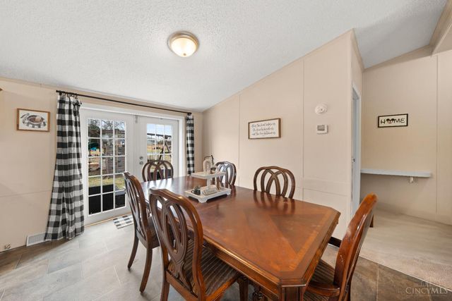 1915 Stumpy Lane, Goshen Twp, OH 45122