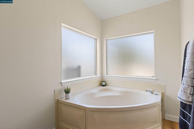 2803 Minta Ln, Antioch, CA 94509
