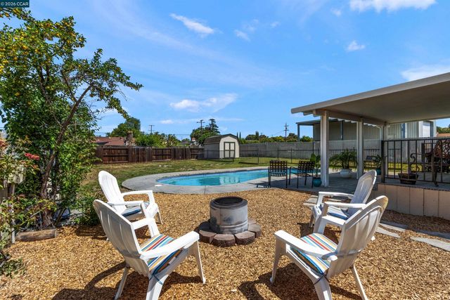 2803 Minta Ln, Antioch, CA 94509