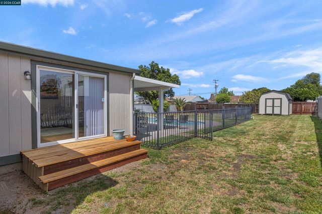 2803 Minta Ln, Antioch, CA 94509