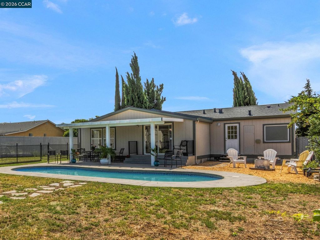 2803 Minta Ln, Antioch, CA 94509