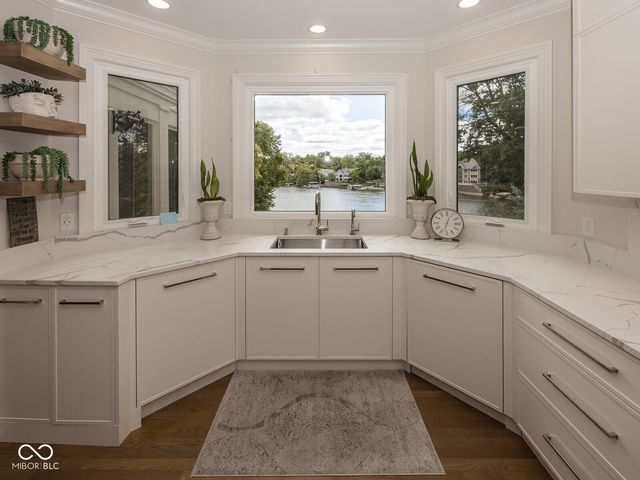 8635 Sturgen Bay Lane, Indianapolis, IN 46236