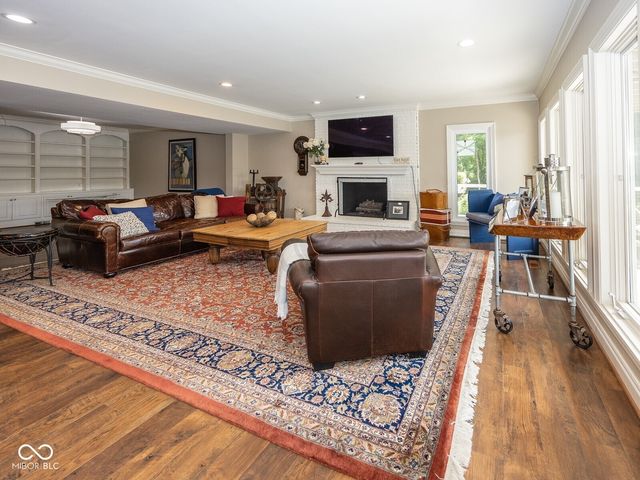 8635 Sturgen Bay Lane, Indianapolis, IN 46236