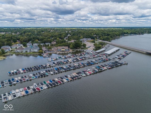 8635 Sturgen Bay Lane, Indianapolis, IN 46236