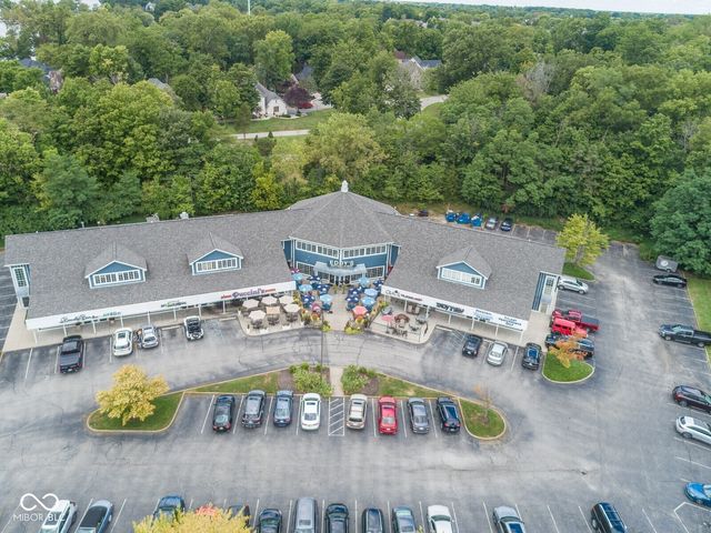 8635 Sturgen Bay Lane, Indianapolis, IN 46236