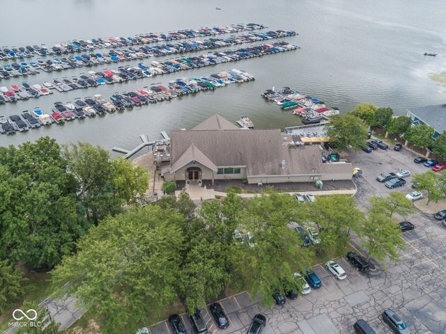 8635 Sturgen Bay Lane, Indianapolis, IN 46236