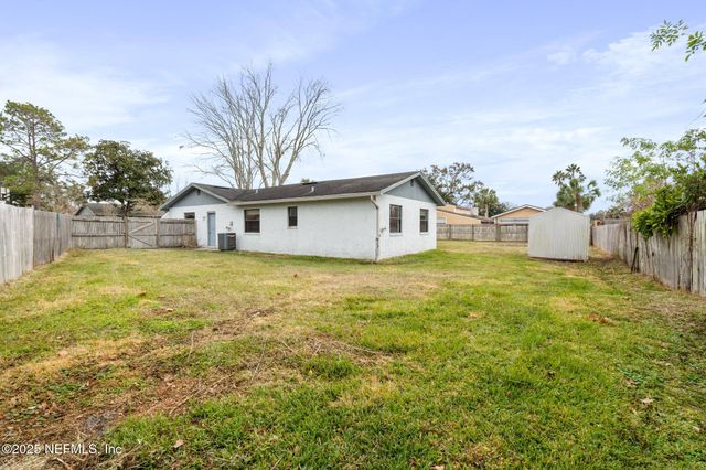 2166 JOHN HART Circle, Orange Park, FL 32073