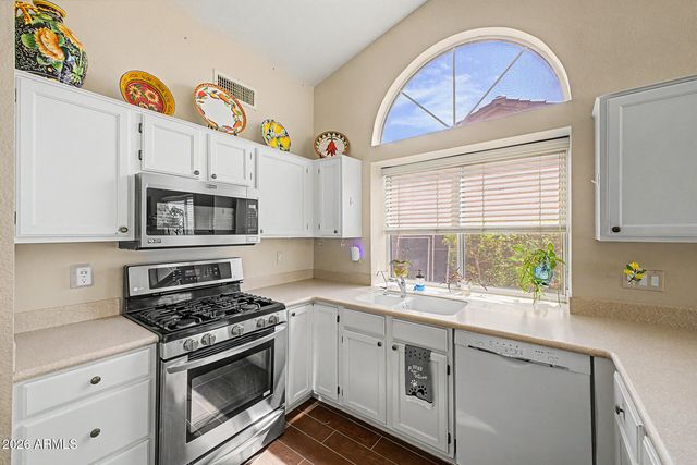 8737 W MCRAE Way, Peoria, AZ 85382