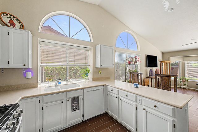 8737 W MCRAE Way, Peoria, AZ 85382