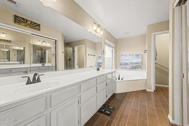 8737 W MCRAE Way, Peoria, AZ 85382