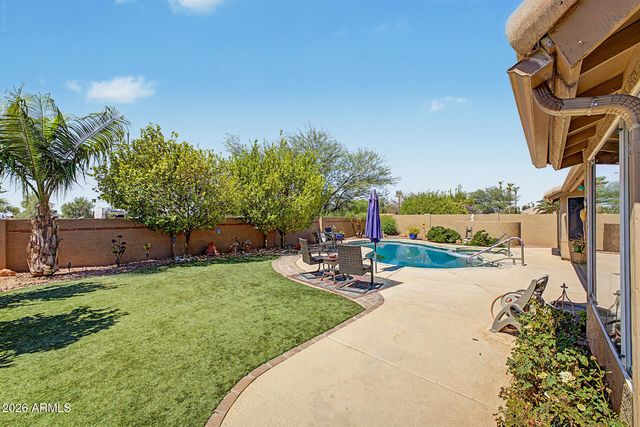 8737 W MCRAE Way, Peoria, AZ 85382