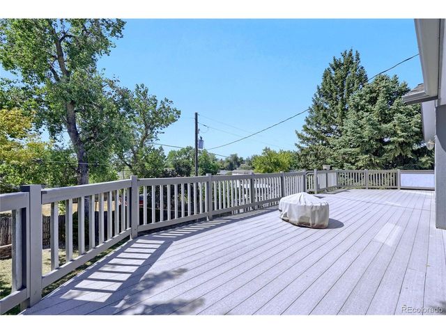 8614 W 65th Pl, Arvada, CO 80004