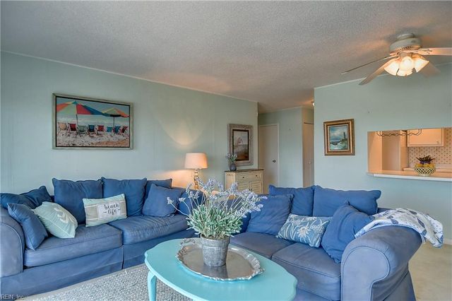 500 Pacific Ave Unit 405, Virginia Beach, VA 23451