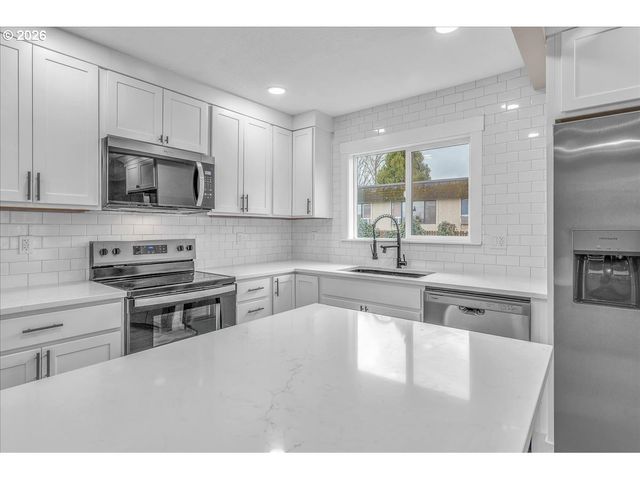 5580 Se 120TH Ave, Portland, OR 97266