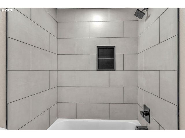 5580 Se 120TH Ave, Portland, OR 97266