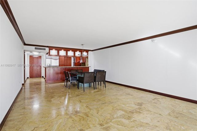 5555 Collins Ave 12N, Miami Beach, FL 33140