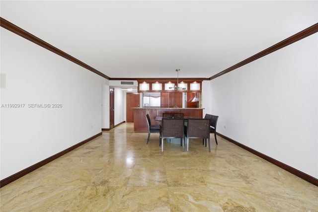 5555 Collins Ave 12N, Miami Beach, FL 33140