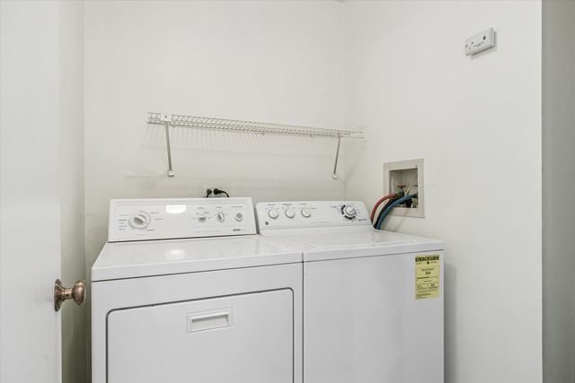 826 Thornton Court 2AL, Schaumburg, IL 60193