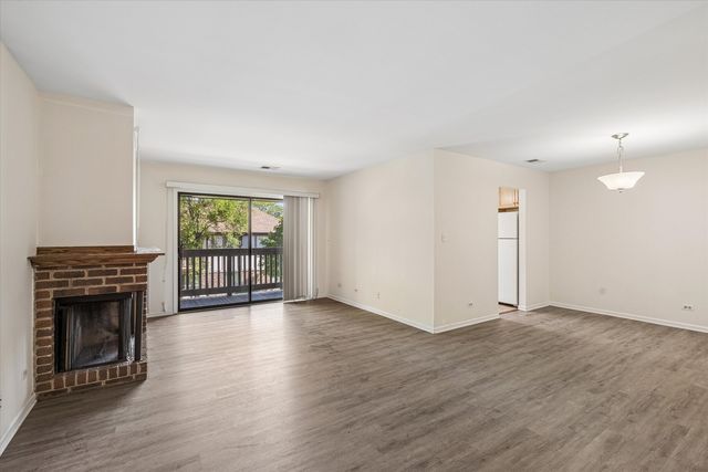 826 Thornton Court 2AL, Schaumburg, IL 60193